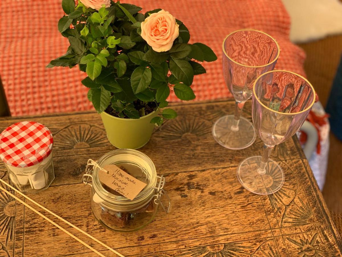 엠스워스 Sindles Farm B&B 외부 사진