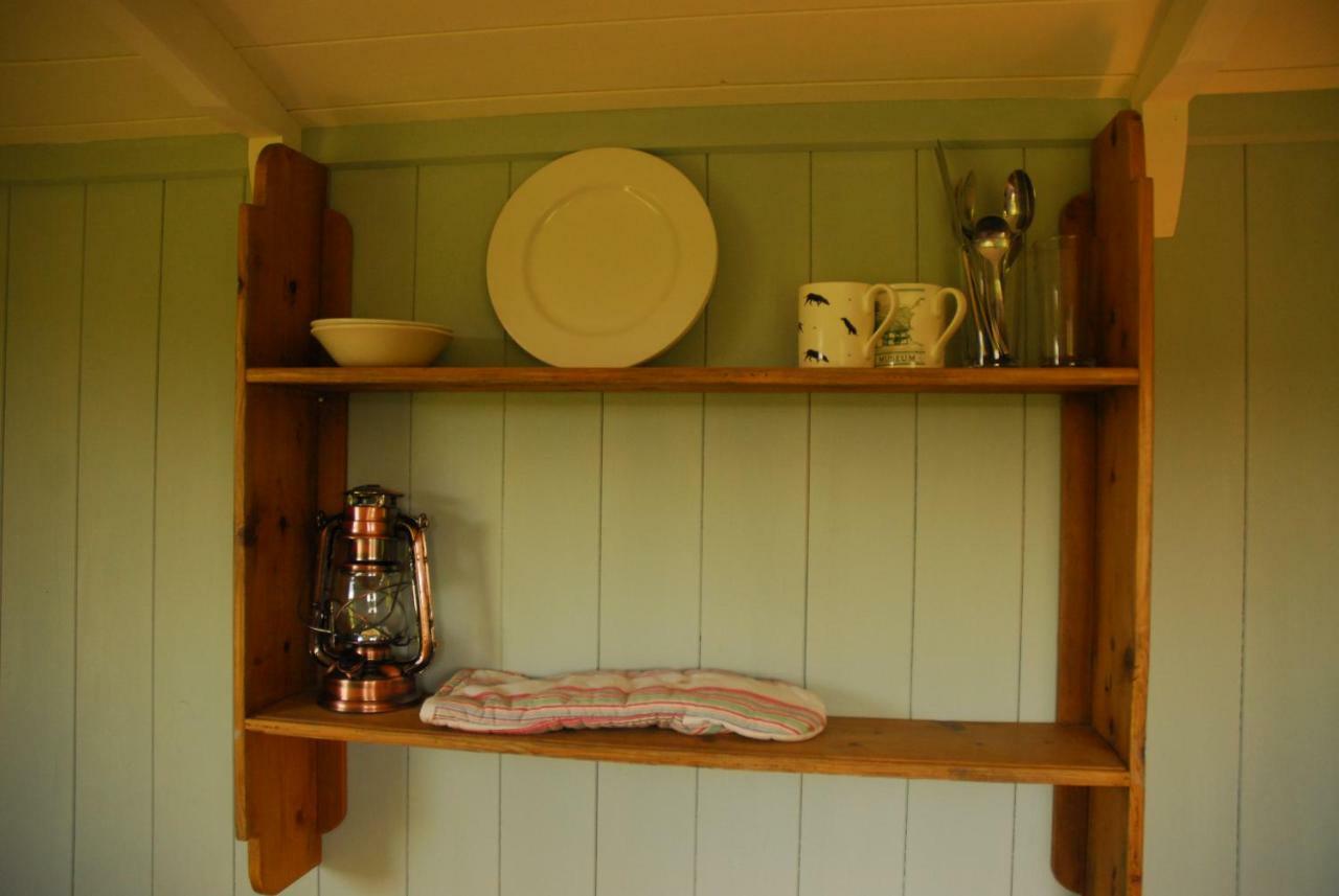 엠스워스 Sindles Farm B&B 외부 사진