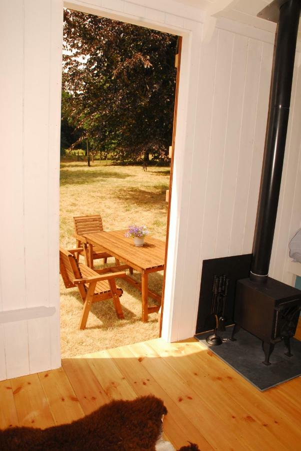 엠스워스 Sindles Farm B&B 외부 사진